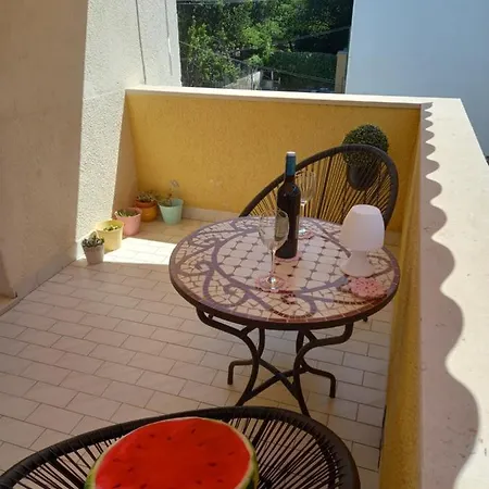 Diana Apartment Split